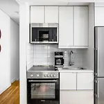 Nolita 2Br W Wd Large Deck Easy Nr Soho Nyc-600