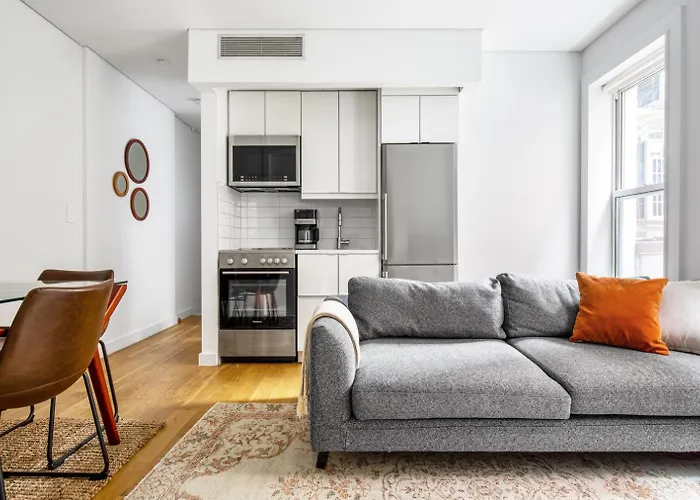 Nolita 2Br W Wd Large Deck Easy Nr Soho Nyc-600